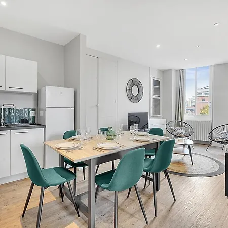 L'apollinaire - A 5 Minutes Du Centre Apartment