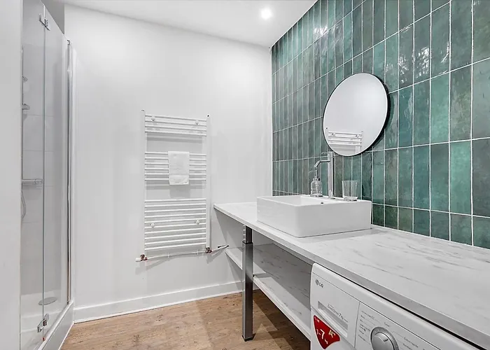 L'apollinaire - A 5 Minutes Du Centre * 圖盧茲